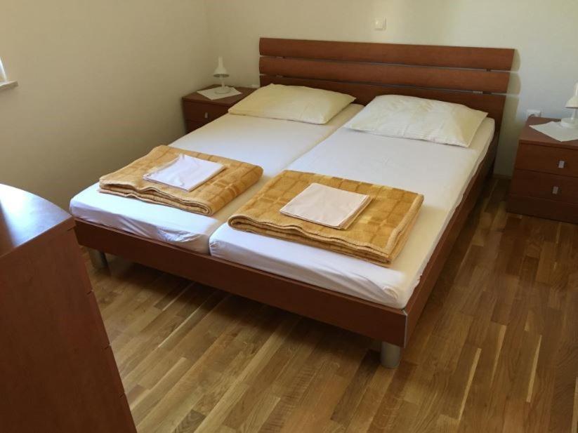 Novigrad Istria Iva Apartments מראה חיצוני תמונה
